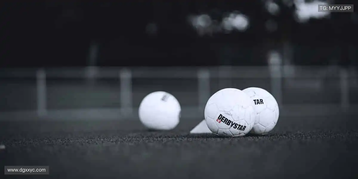 💻专业解说 + 实时互动，全球球迷同频狂欢！💥